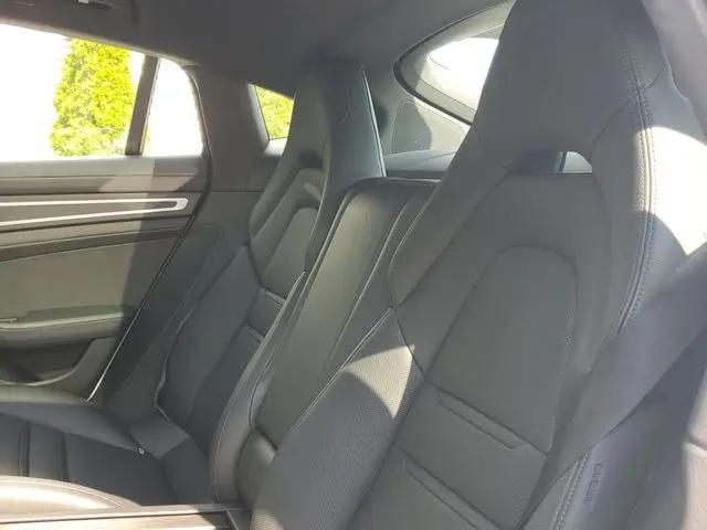 2023 Porsche Panamera Platinum Edition