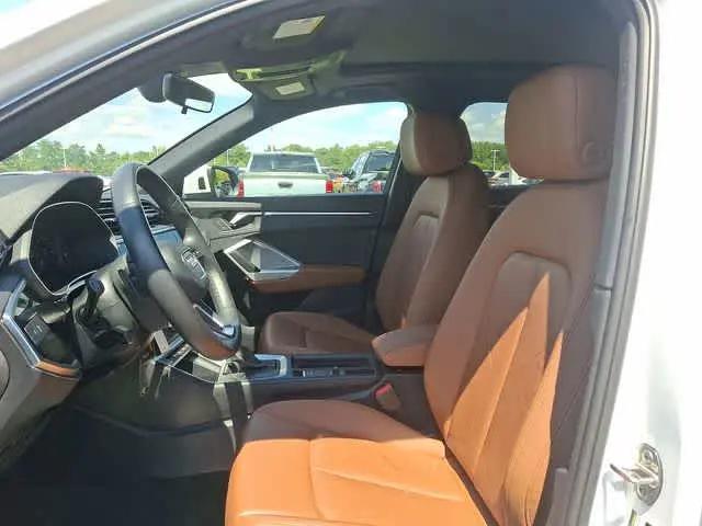 2025 Audi Q3 Premium 45 TFSI S line quattro Tiptronic