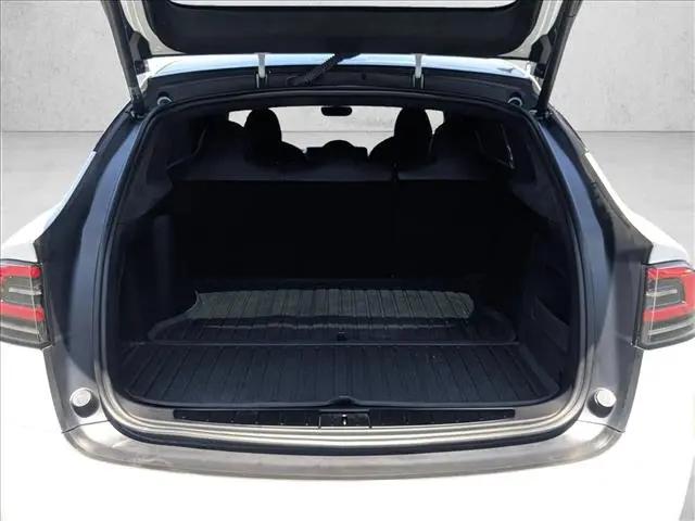 2023 Tesla Model X Standard Range