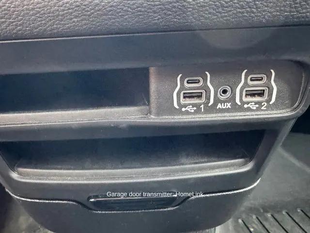 2021 Chrysler Pacifica Touring