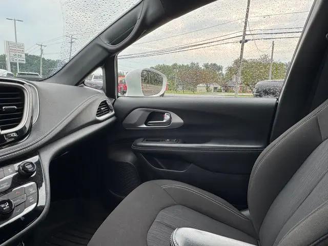 2021 Chrysler Pacifica Touring
