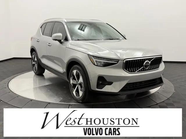2023 Volvo XC40 B5 Plus Bright Theme for sale in Houston, TX