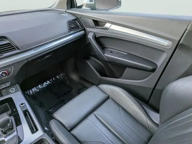 2025 Audi Q5 Premium 45 TFSI S line quattro