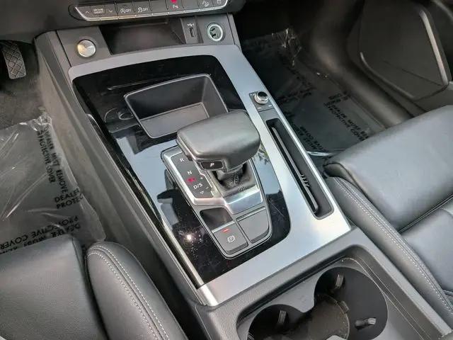 2025 Audi Q5 Premium 45 TFSI S line quattro