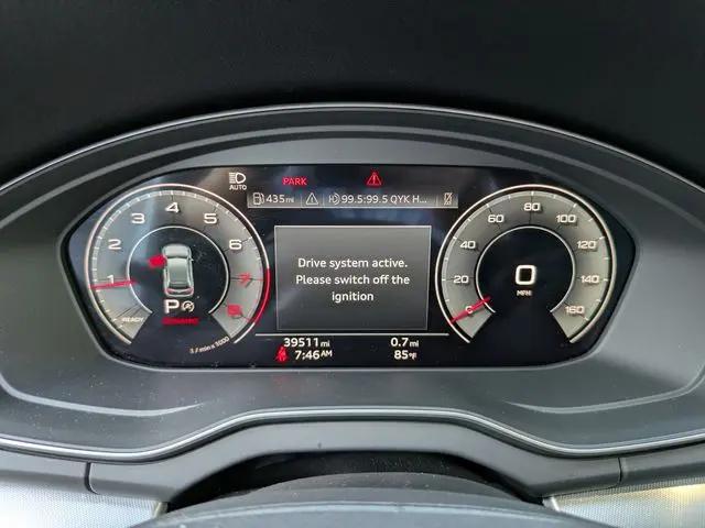 2025 Audi Q5 Premium 45 TFSI S line quattro