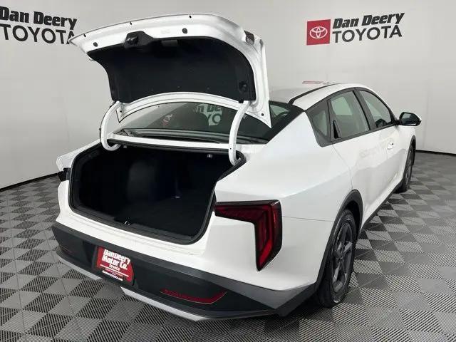2025 Kia K4 LXS