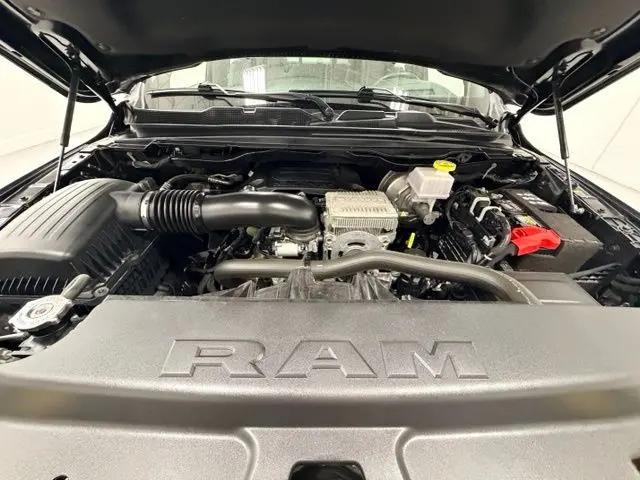 2023 Ram 1500 Limited Crew Cab 4x4 57 Box