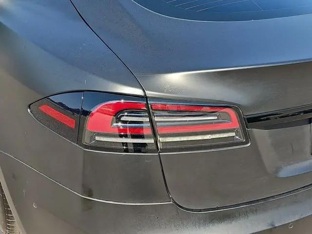2022 Tesla Model S Dual Motor All-Wheel Drive