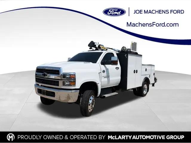 2024 Chevrolet Silverado 6500HD 1WT for sale in Columbia, MO