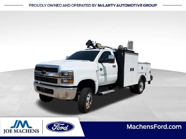 2024 Chevrolet Silverado 6500HD 1WT for sale in Columbia, MO