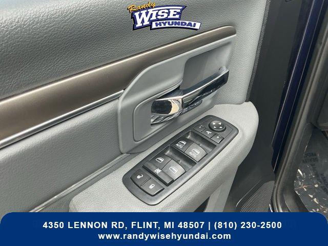 2017 Ram 1500 SLT