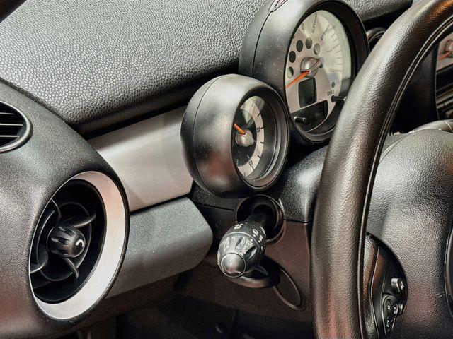2011 MINI Cooper Base