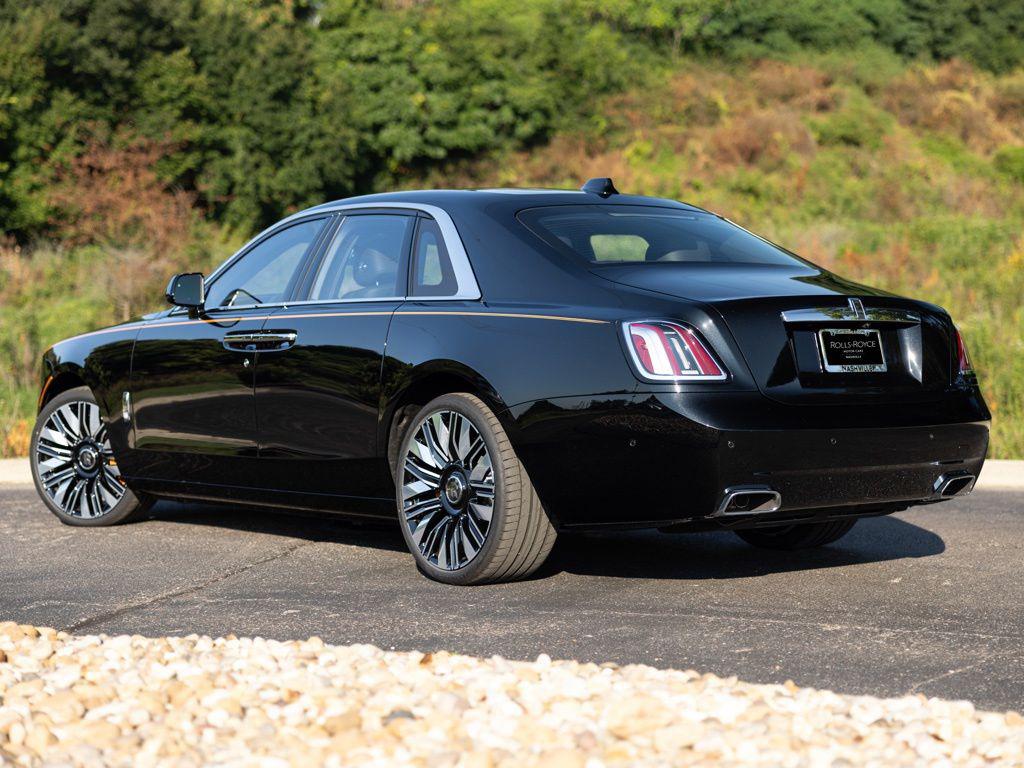 2027 Rolls-Royce Ghost Base - Photo 6