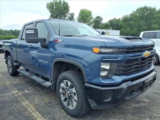 2025 Chevrolet Silverado 2500HD 4WD Crew Cab Standard Bed Custom for sale in Freeport, IL