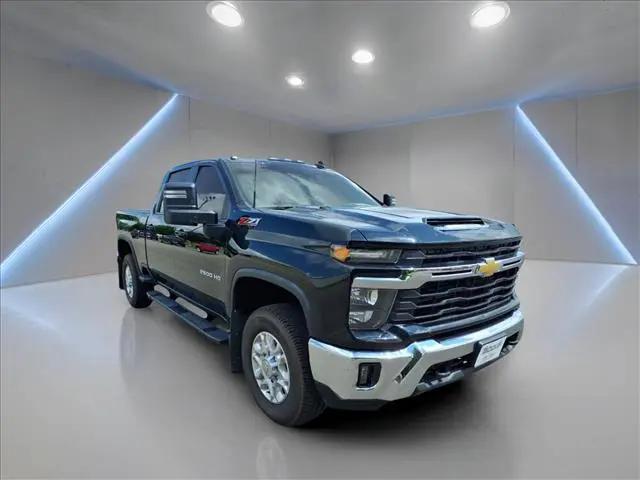 2024 Chevrolet Silverado 2500HD 4WD Crew Cab Standard Bed LT for sale in Freeport, IL