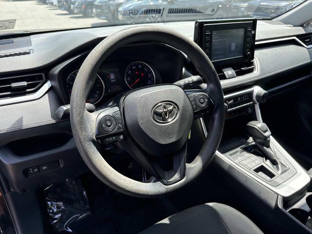 2019 Toyota RAV4 LE 2019 Toyota RAV4 LE
