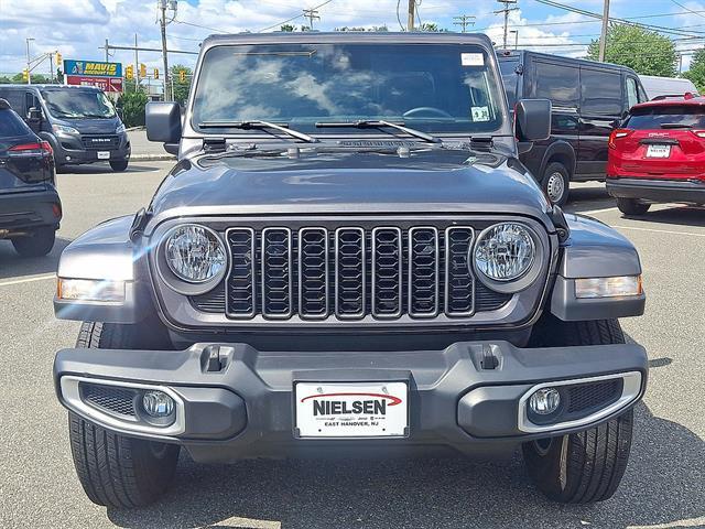 Used 2025 Jeep Gladiator Sport S For Sale in East Hanover, NJ
