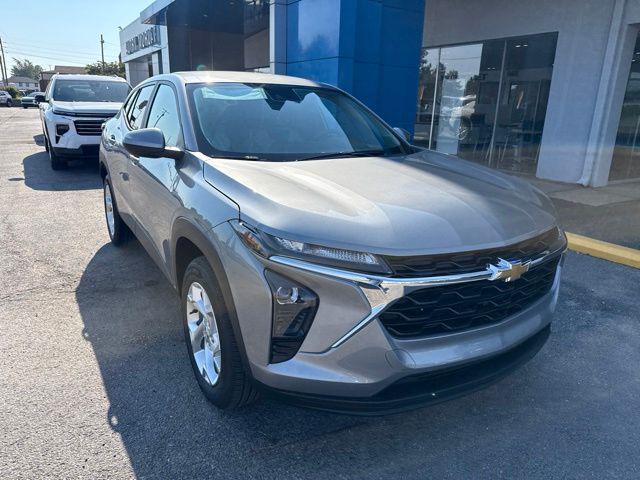 2026 Chevrolet Trax FWD LS