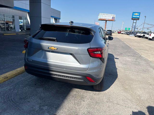 2026 Chevrolet Trax FWD LS