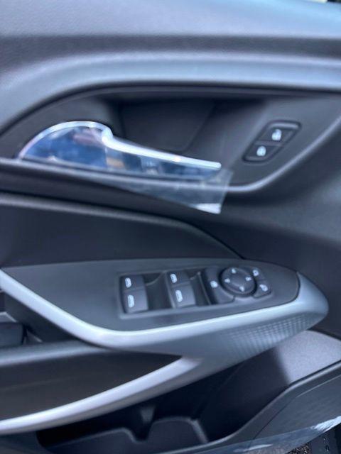 2026 Chevrolet Trax FWD LS