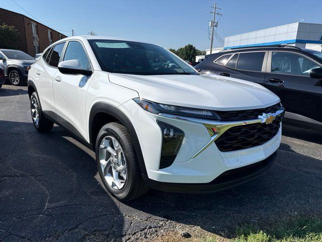 2026 Chevrolet Trax FWD LS