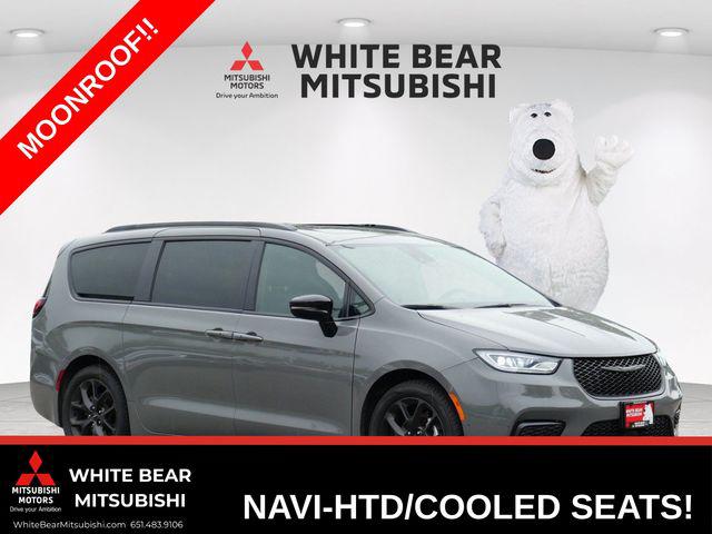 2025 Chrysler Pacifica Limited for sale in White Bear Lake, MN