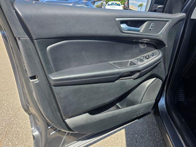 2023 Ford Edge SE