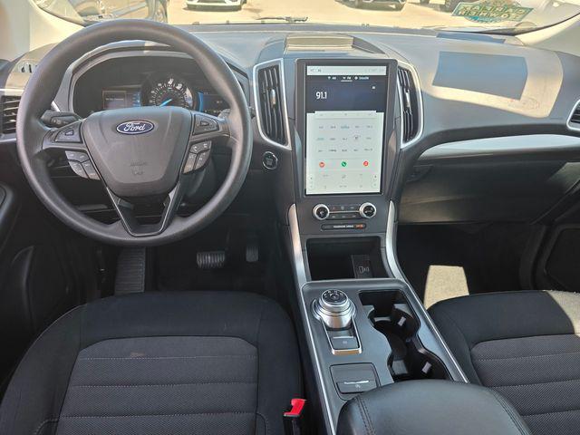 2023 Ford Edge SE