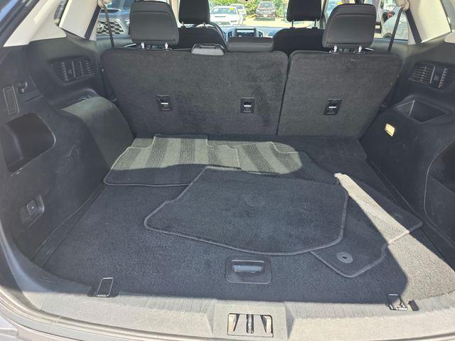 2023 Ford Edge SE