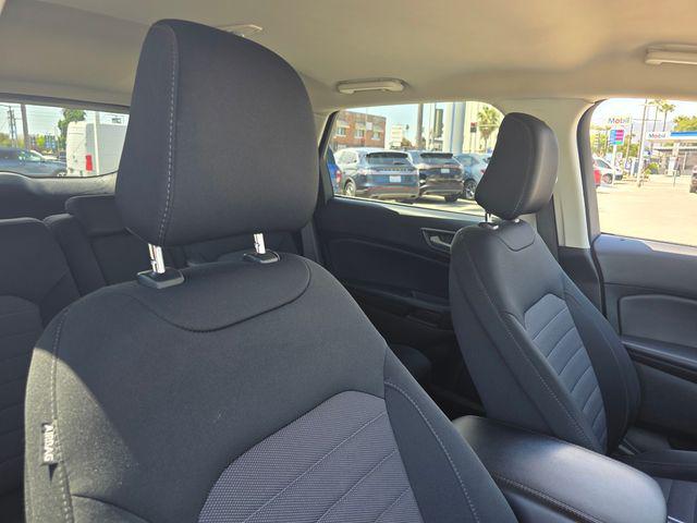 2023 Ford Edge SE