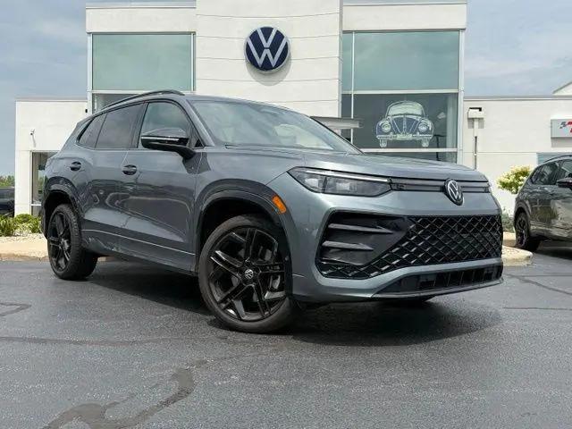 2026 Volkswagen Tiguan SE R-Line Black for sale in Merrillville, IN