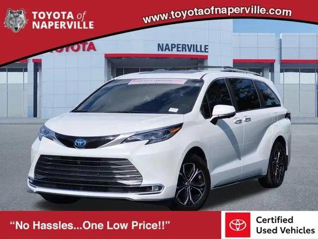 2025 Toyota Sienna Platinum for sale in Naperville, IL