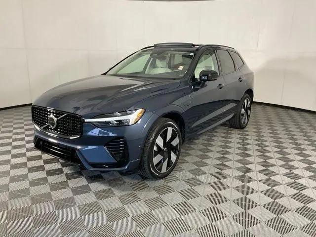 2024 Volvo XC60 Recharge T8 Plus Dark Theme for sale in Fort Wayne, IN