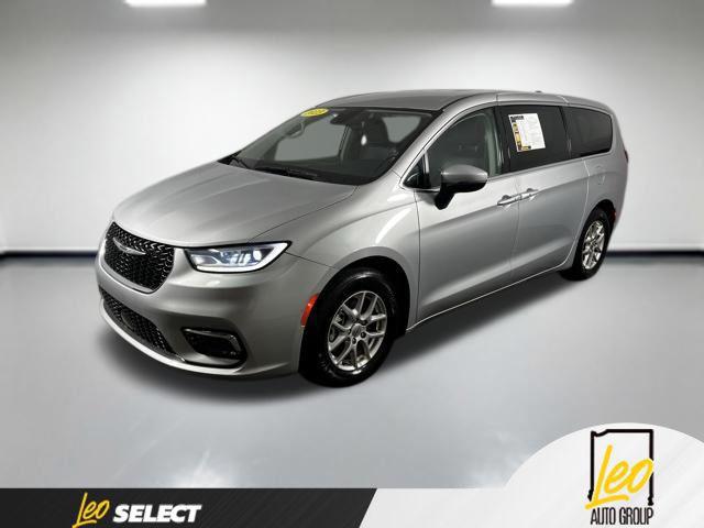 2023 Chrysler Pacifica Touring L for sale in COLUMBUS, IN