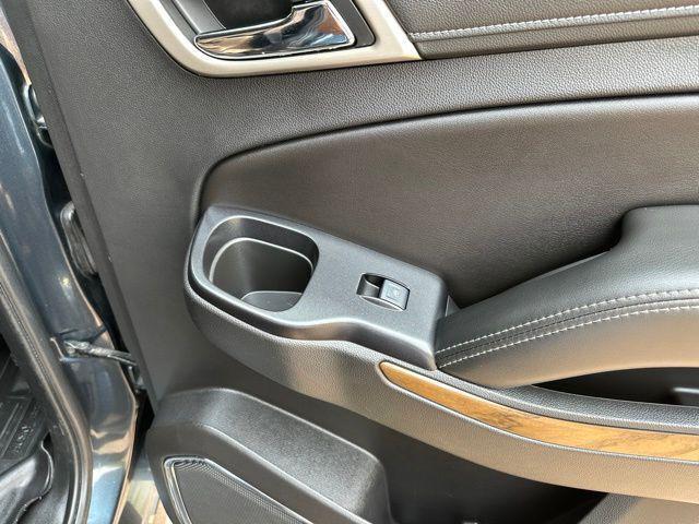 2020 GMC Yukon 4WD Denali