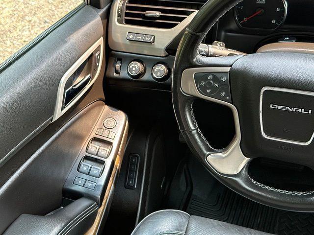 2020 GMC Yukon 4WD Denali