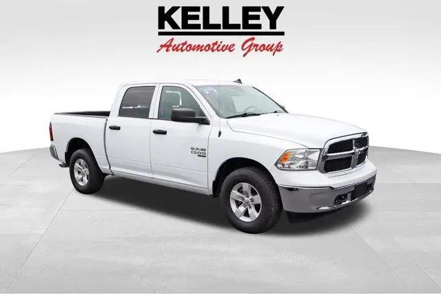 2022 Ram 1500 Classic SLT Crew Cab 4x4 5'7" Box for sale in Bartow, FL