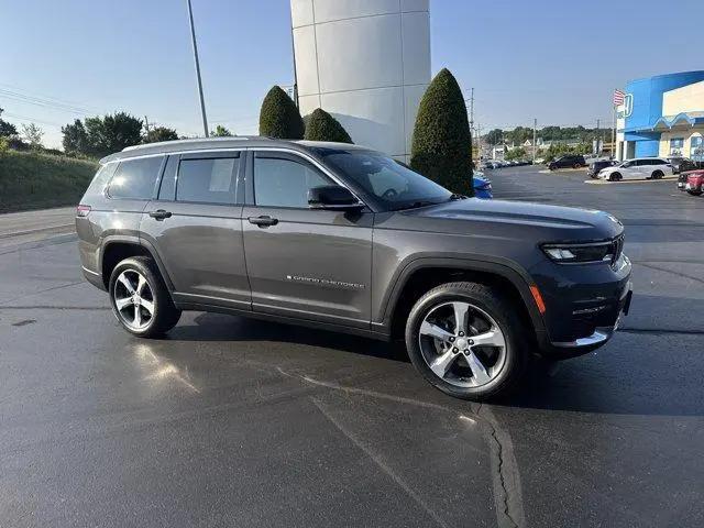 2022 Jeep Grand Cherokee L Limited 4x4 for sale in Joplin, MO