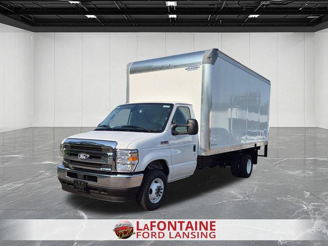 2027 Ford E-450 Cutaway Base for sale in Lansing, MI