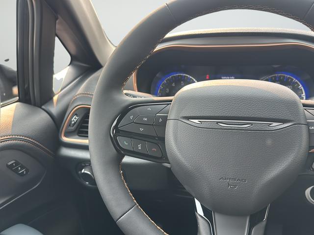2027 Chrysler Pacifica Pinnacle