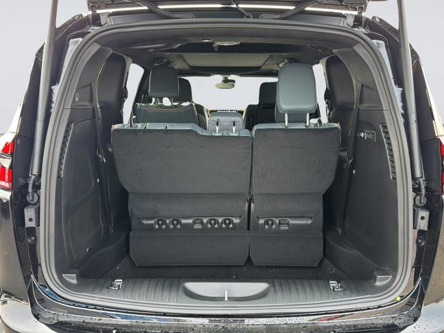 2027 Chrysler Pacifica Pinnacle