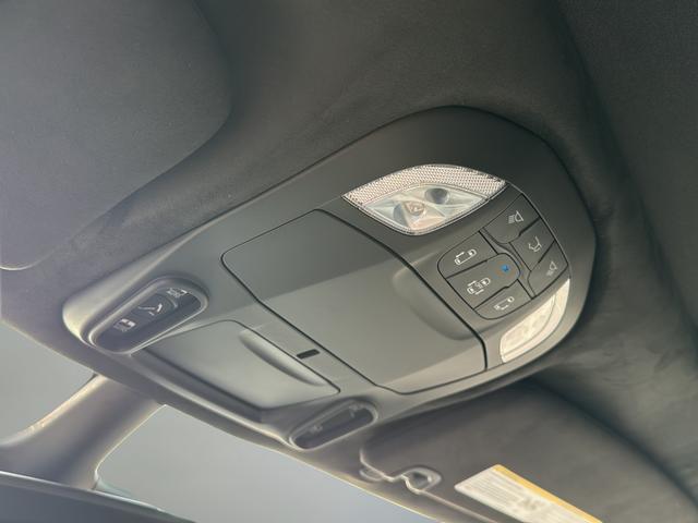2027 Chrysler Pacifica Pinnacle