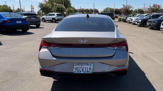 2023 Hyundai Elantra SEL