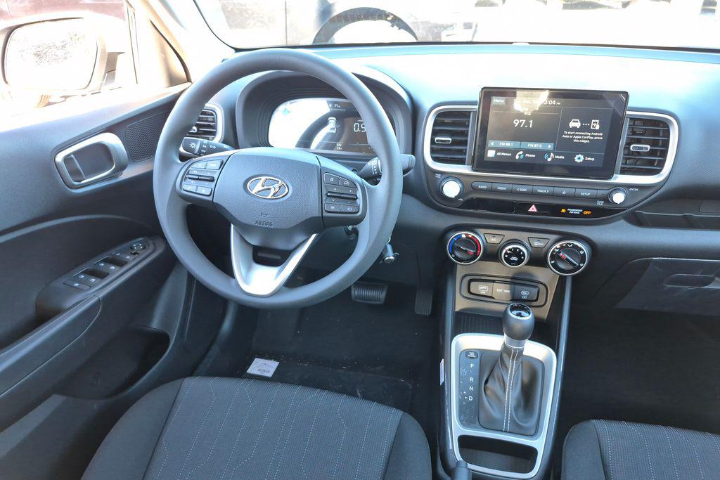 New 2026 Silver HYUNDAI SE image 21