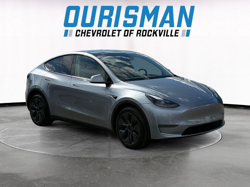 /2024 Tesla Model-Y