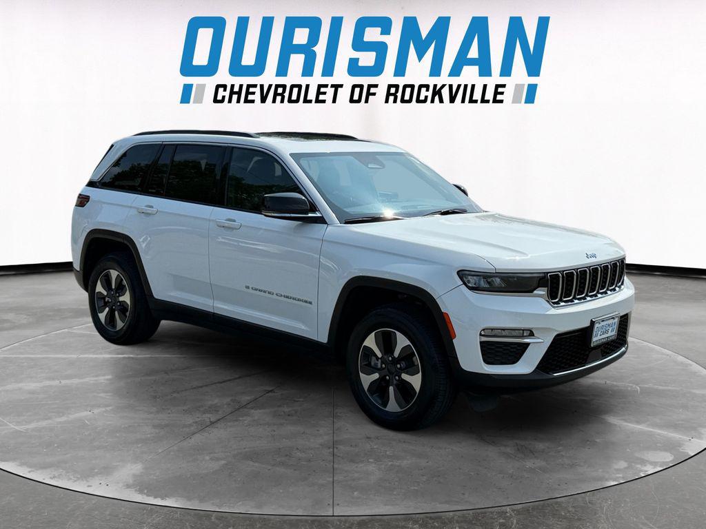 /2024 Jeep Grand-Cherokee