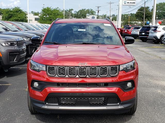 2026 Jeep Compass Latitude Altitude