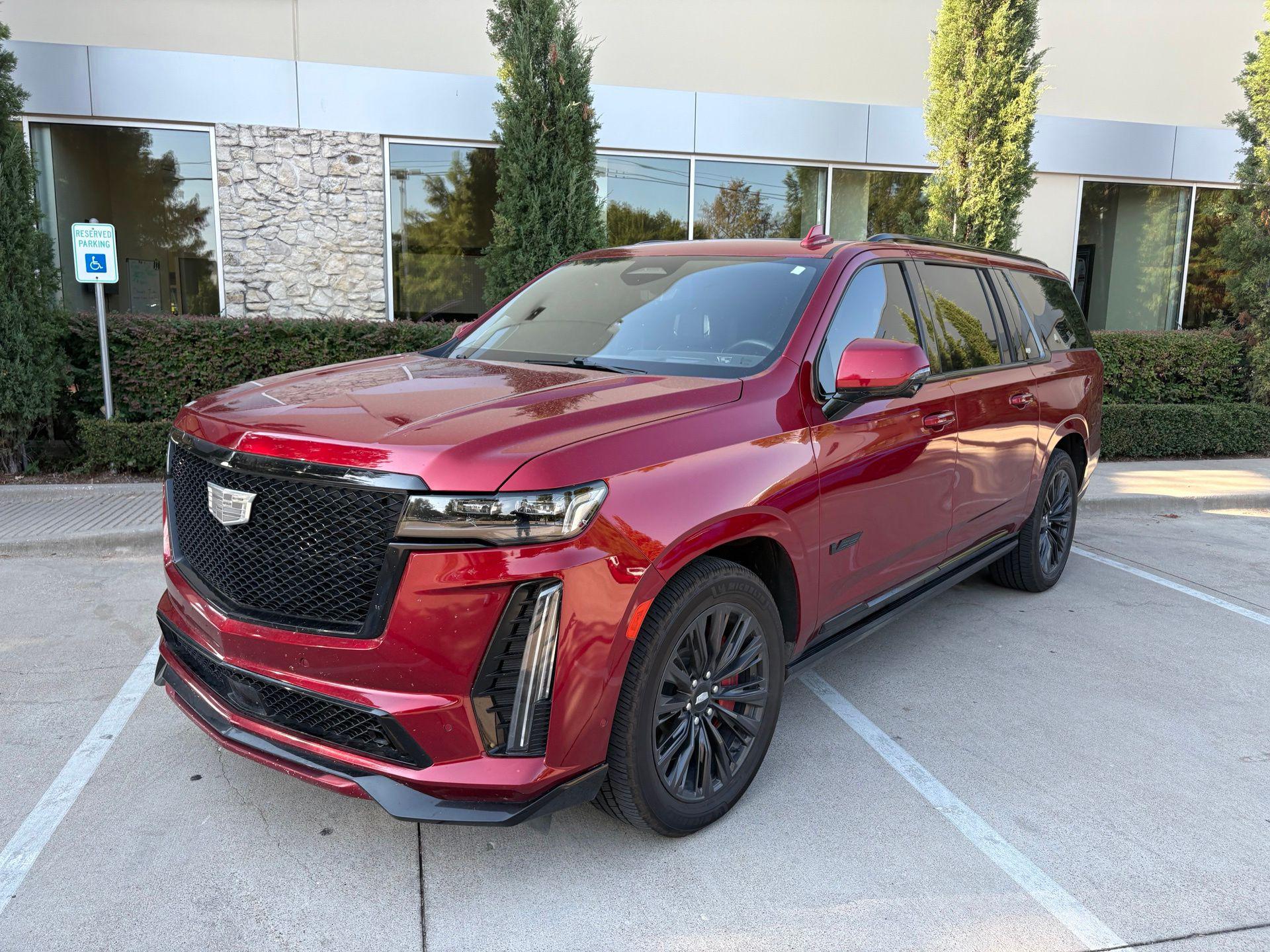/2023 Cadillac Escalade-ESV