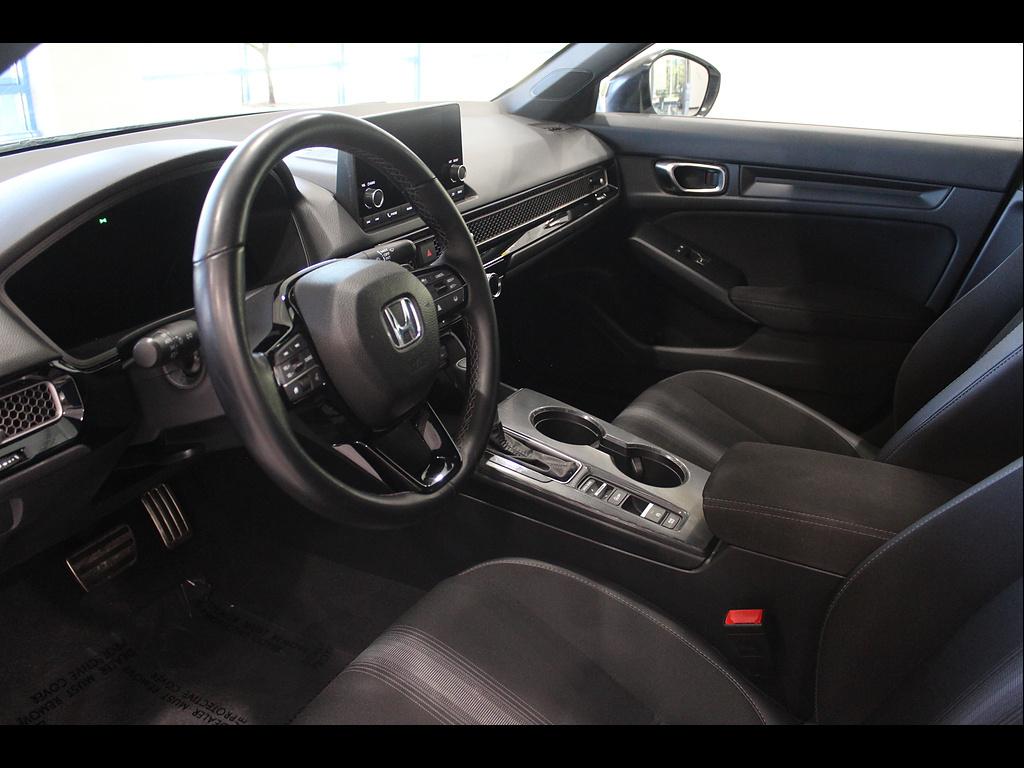 2025 Honda Civic Sport - Photo 13