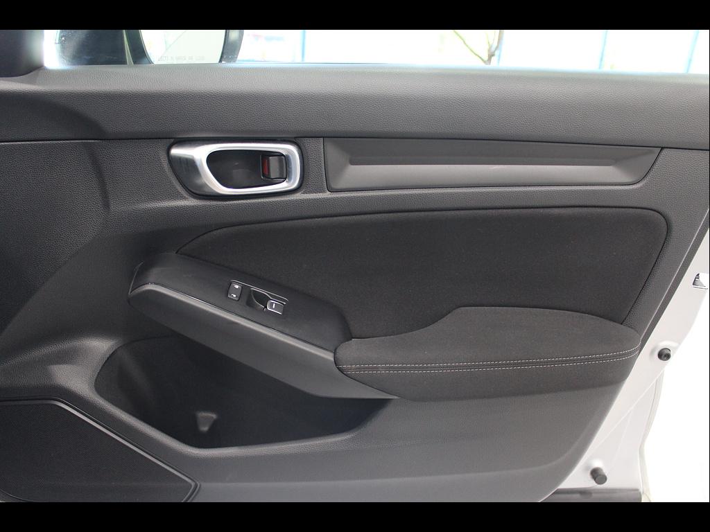 2025 Honda Civic Sport - Photo 25